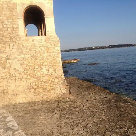 Oblo Apartment Novigrad (Istria)
